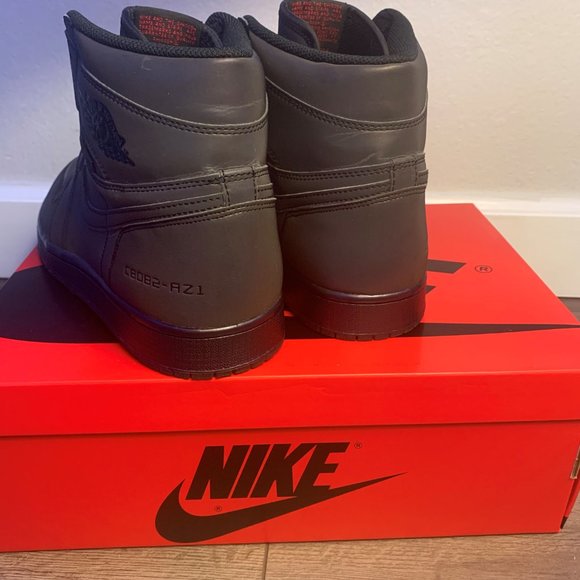 NIKE AIR JORDAN 1 RETRO HIGH ZOOM 'FEARLESS' SIZE - Picture 3 of 9